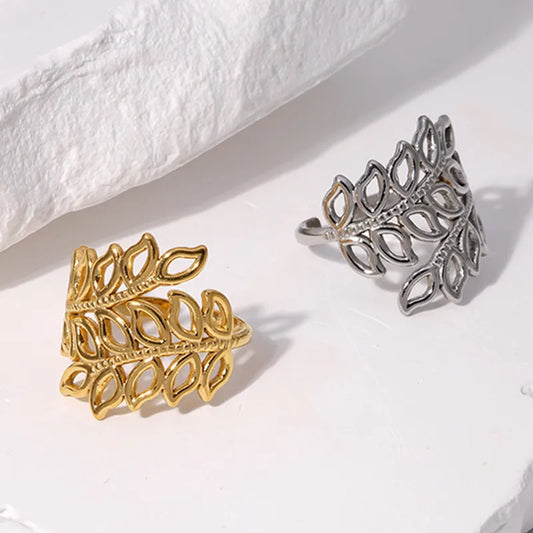 Anillo de acero inoxidable 304 con baño de oro 18K
