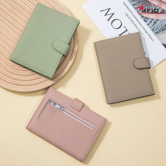 Portapasaportes de piel genuina para mujer con protección RFID - imagen 2