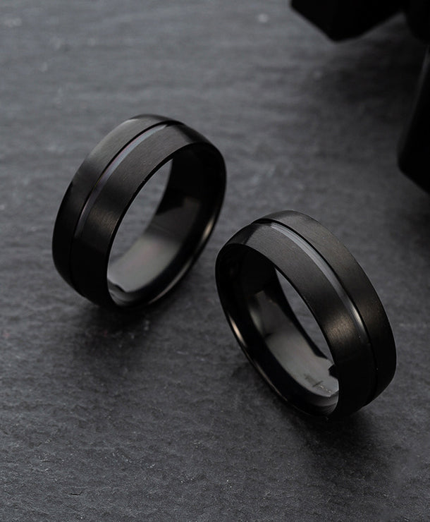 Anillo de acero de titanio negro con gema incrustada, diseño geométrico - imagen 3