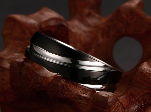 Anillo de acero de titanio negro con textura twill para hombre - imagen 5