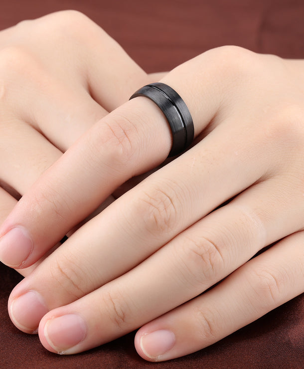 Anillo de acero de titanio negro con gema incrustada, diseño geométrico - imagen 4