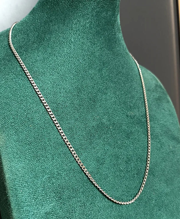 Collar de acero de titanio con baño de oro 18K, estilo minimalista unisex - imagen 7