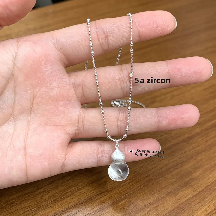Collar con dije de cristal transparente y acabado cepillado para mujer - imagen 3