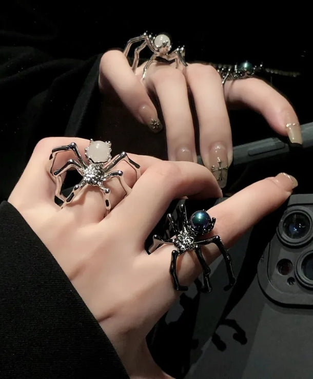 Anillo con diseño de gato con alas e incrustaciones tipo diamante - imagen 5
