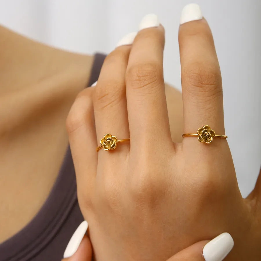 Anillo ajustable de flor en acero 304 con baño de oro 18K para mujer - imagen 4
