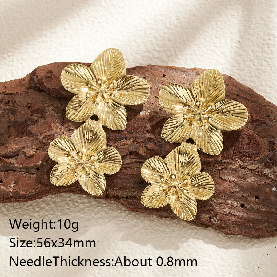 Aretes de botón de acero 201 con baño de oro 14K y diseño de flor - imagen 5