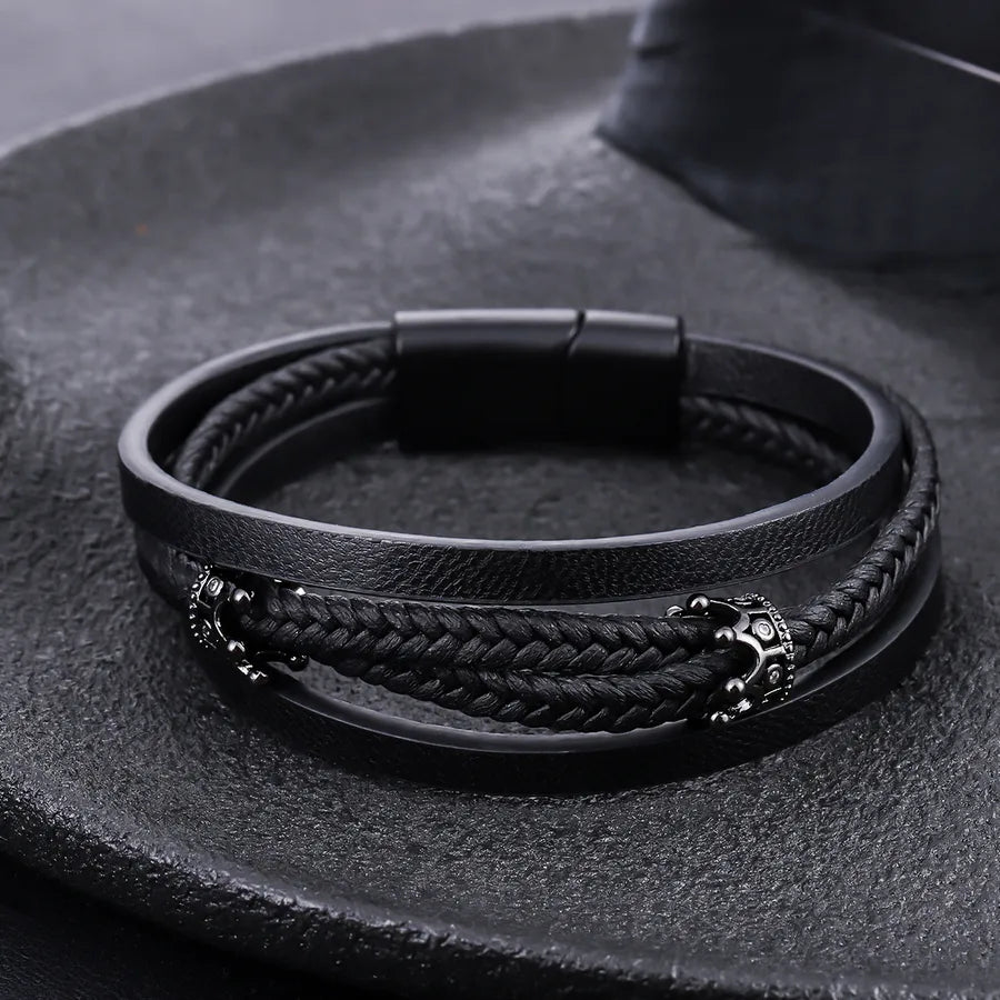 Pulsera de piel con dije de corona y broche magnético, unisex - imagen 4