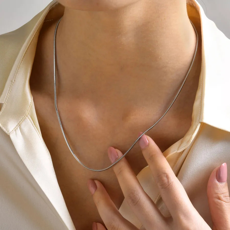 Collar de cadena serpiente de acero 201 con baño dorado para mujer - imagen 4