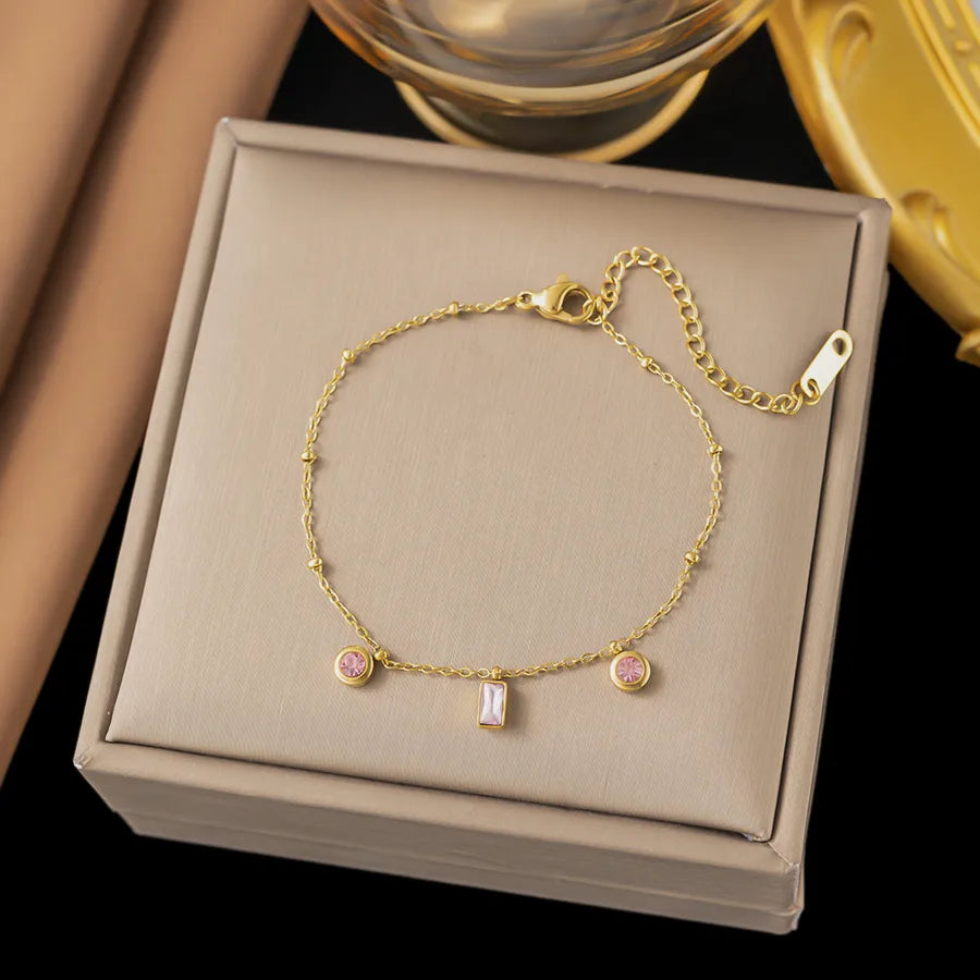 Pulsera de corazones con cadena cubana en acero 304 y baño de oro 18K - imagen 11