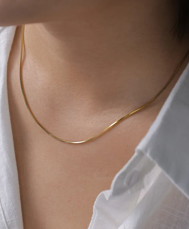 Collar de acero inoxidable 304 en color liso, estilo básico para mujer