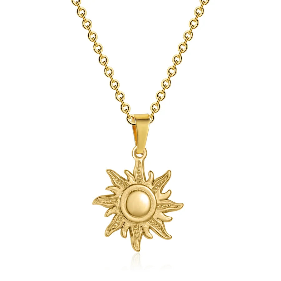 Collar con dije de sol 3D en acero de titanio chapado en oro 18K - imagen 6