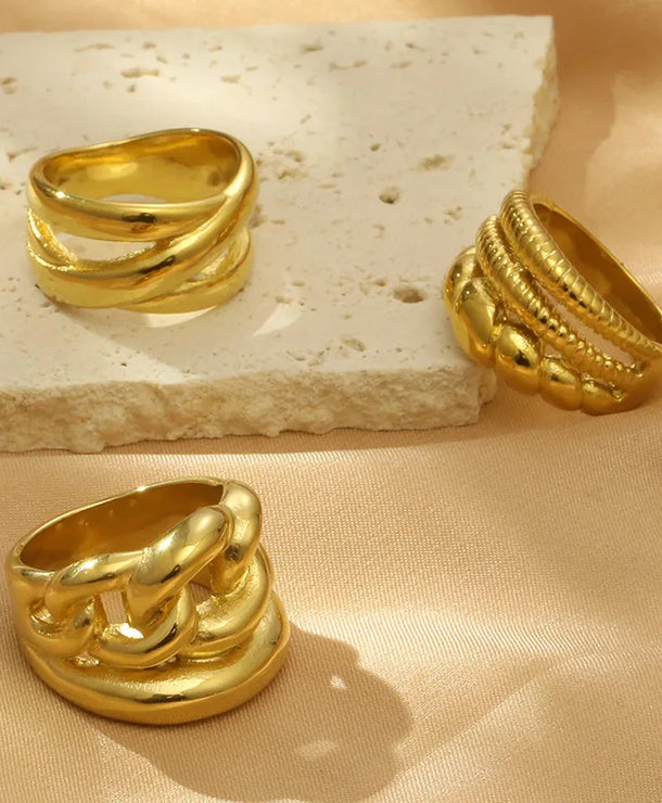 Anillo de acero 304 con baño de oro 18K y diseño geométrico calado - imagen 6