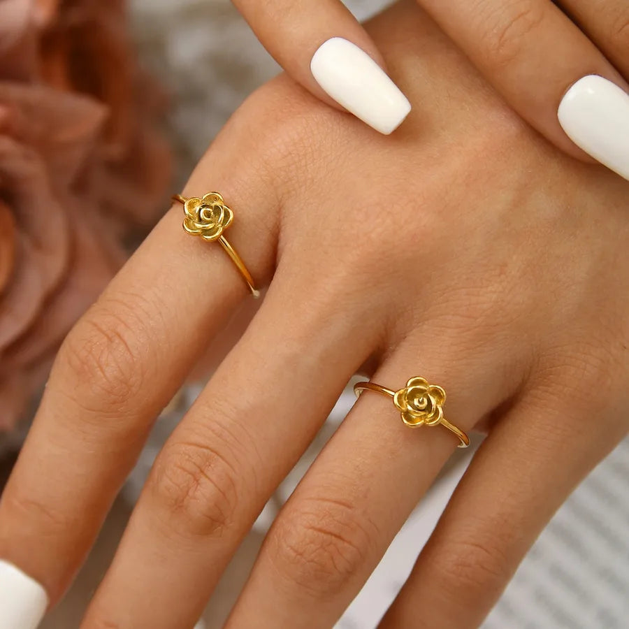 Anillo ajustable de flor en acero 304 con baño de oro 18K para mujer - imagen 3