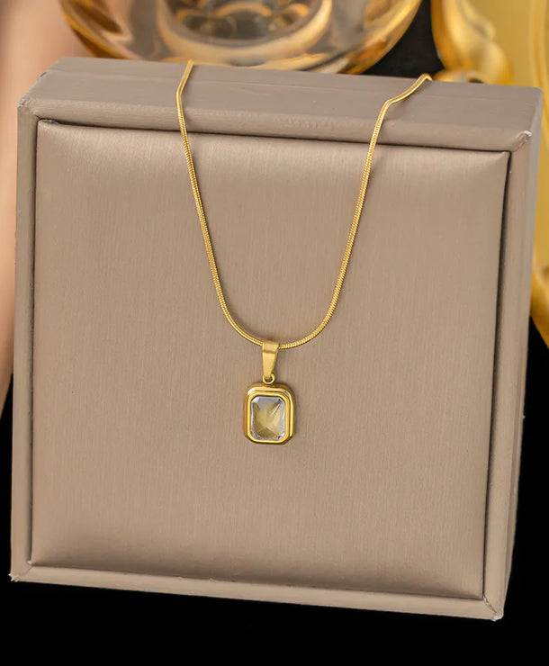 Collar con dije cuadrado de acero 304 con baño de oro 18K para mujer - imagen 5