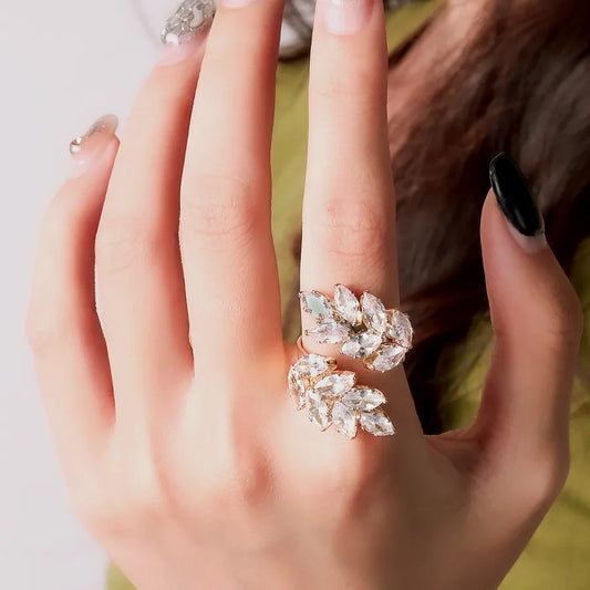 Anillos con diseño de hojas e incrustación de circonia para mujer - imagen 2