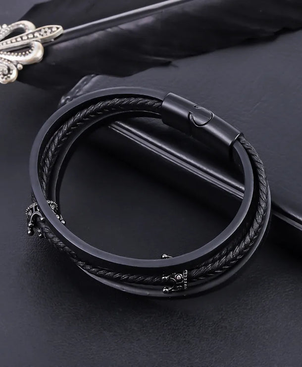Pulsera de piel con dije de corona y broche magnético, unisex - imagen 3