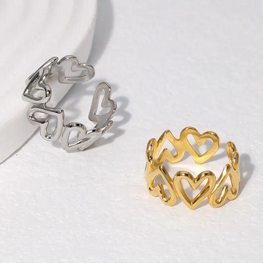 Anillo ajustable con forma de corazón y baño de oro 18K para mujer