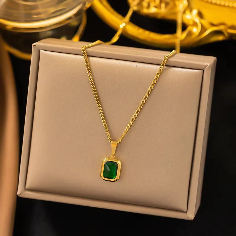 Collar con dije cuadrado de acero 304 con baño de oro 18K para mujer - imagen 2