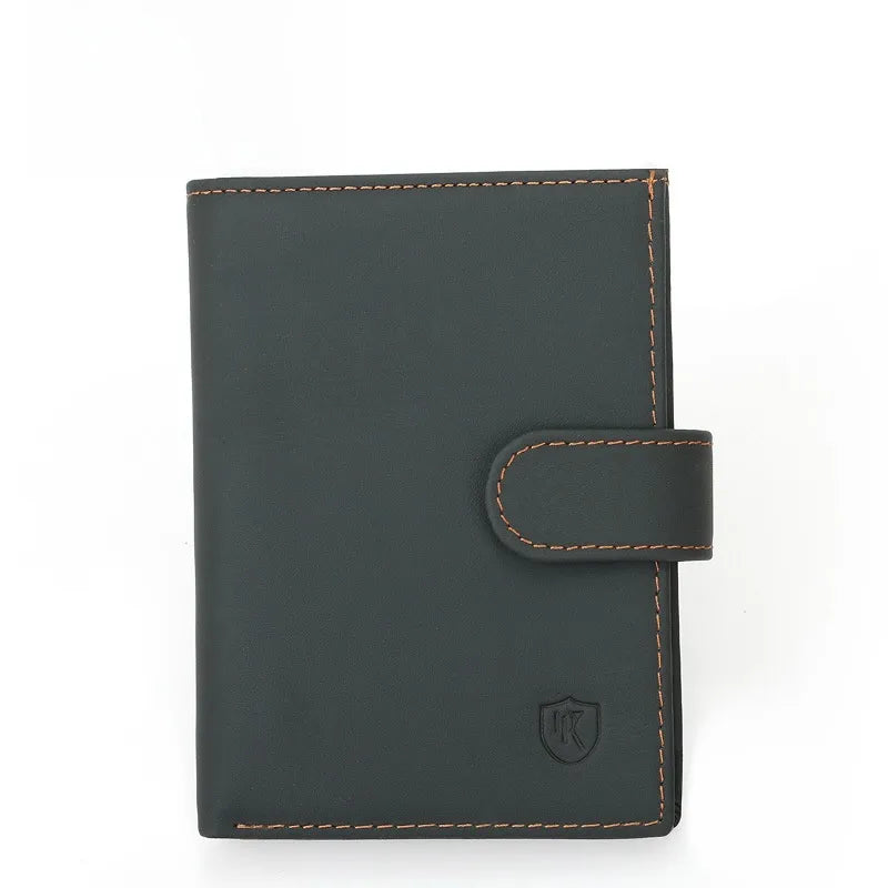 Portapasaportes de piel genuina con protección RFID y diseño color block - imagen 6