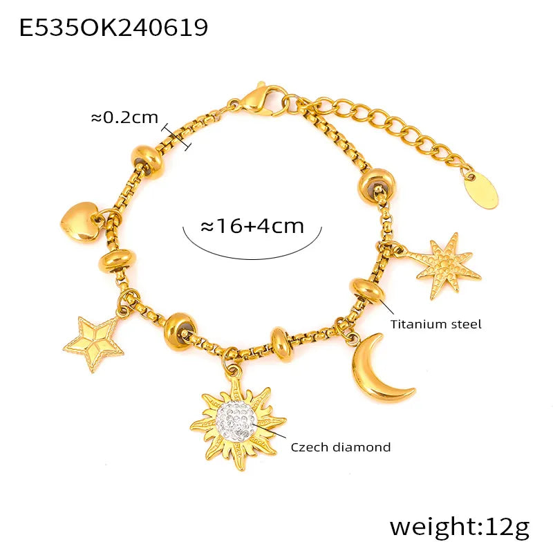 Pulsera de acero 304 con baño de oro 18K y dijes de cruz, estrella y corazón - imagen 15