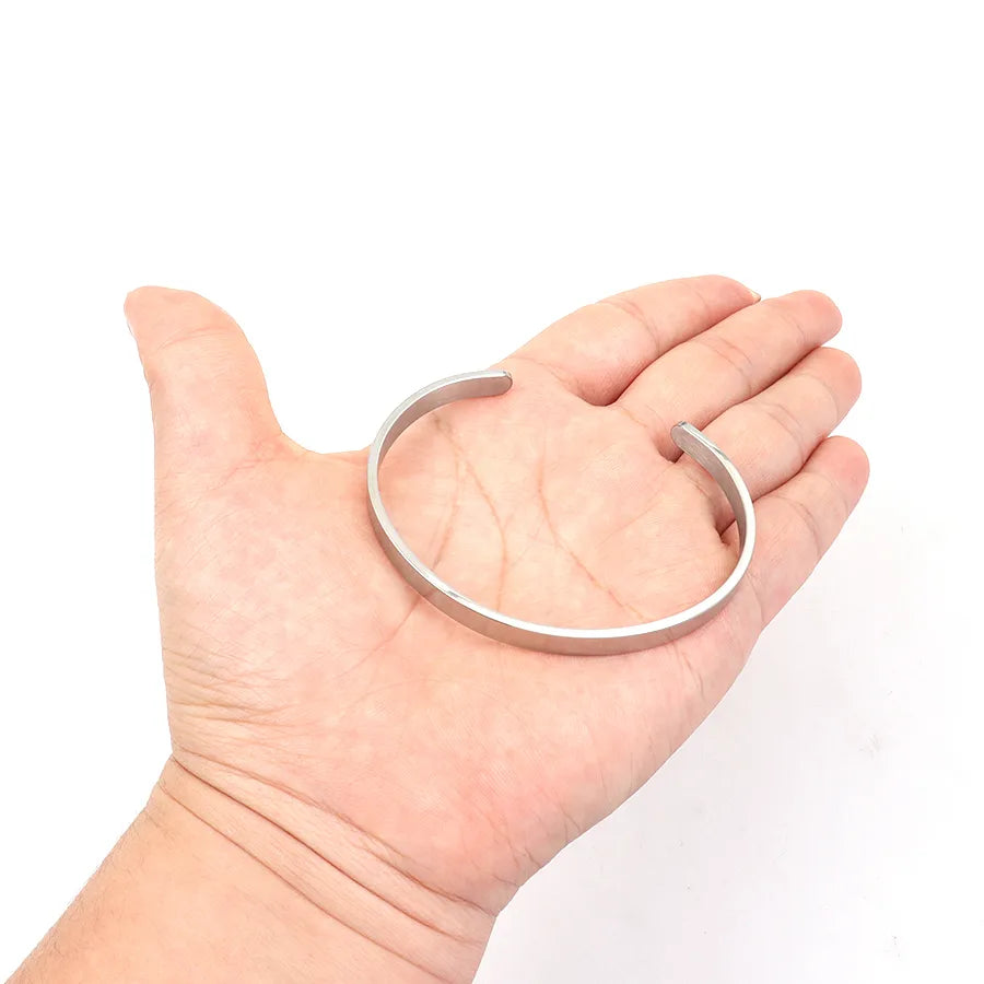 Brazalete de acero inoxidable 304 para hombre con diseño en forma de C - imagen 8