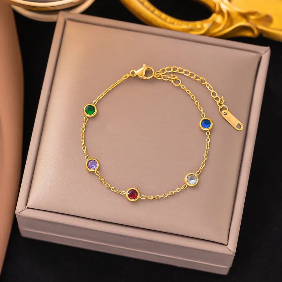 Pulsera de corazones con cadena cubana en acero 304 y baño de oro 18K - imagen 32