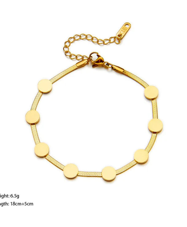 Pulsera de corazones con cadena cubana en acero 304 y baño de oro 18K - imagen 2