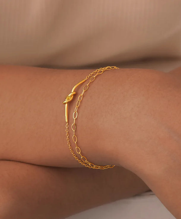 Pulsera con diseño de nudo en acero 201 y baño de oro 18K - imagen 4