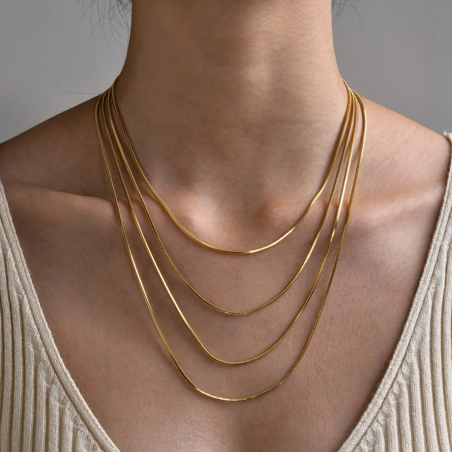 Collar de cadena serpiente de acero 201 con baño dorado para mujer
