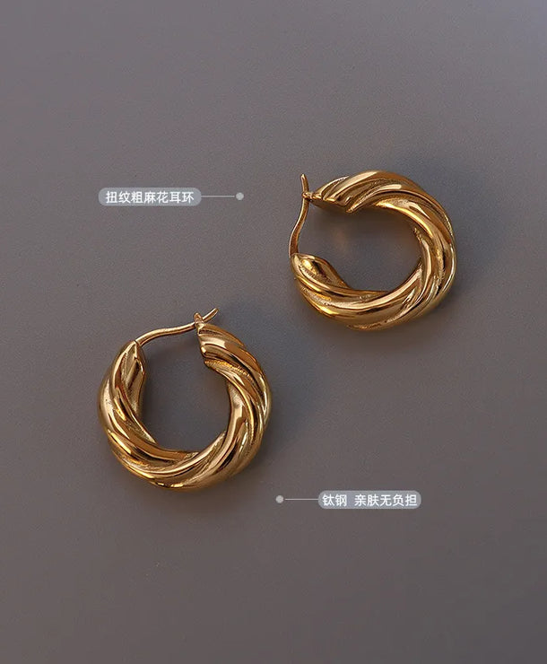 Aretes de acero inoxidable 304 con baño de oro 18K y diseño geométrico - imagen 2