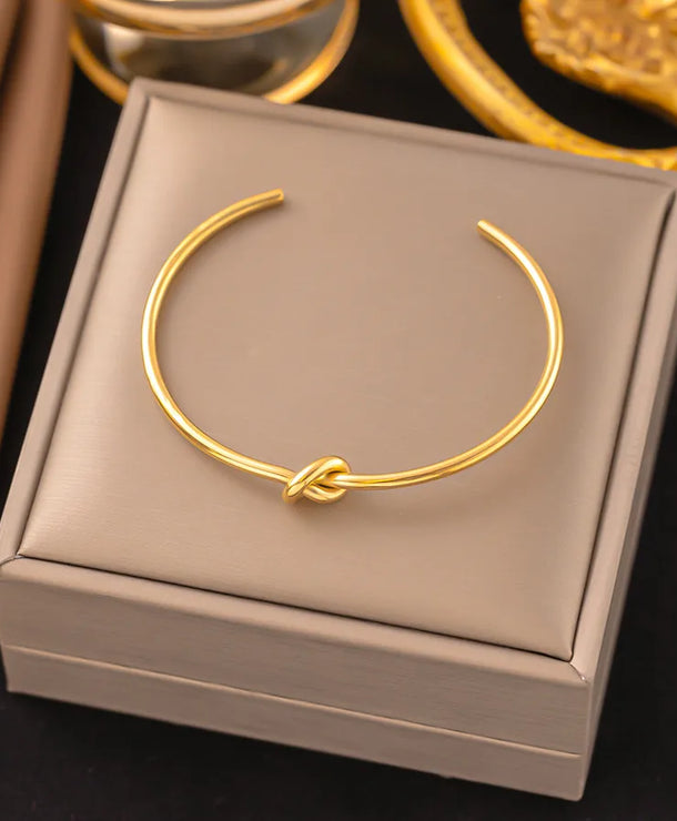 Pulsera de corazones con cadena cubana en acero 304 y baño de oro 18K - imagen 19