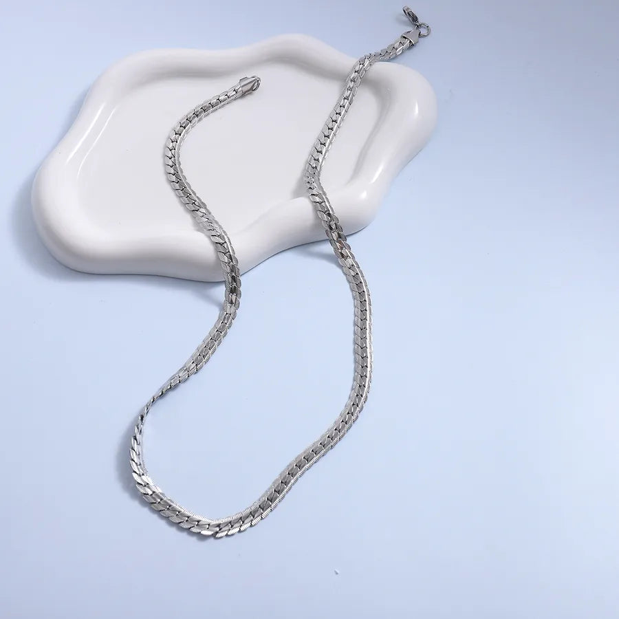 Collar de cadena cubana para hombre con baño de oro 18K en acero 304 - imagen 4