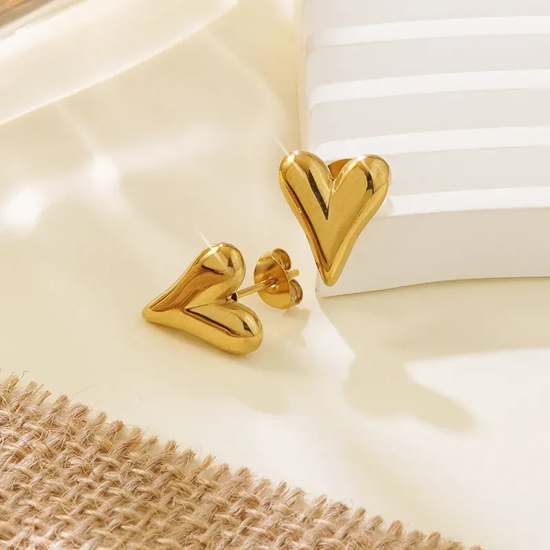 Aretes de acero 304 con diseño de corazón tridimensional y baño de oro 18K - imagen 5
