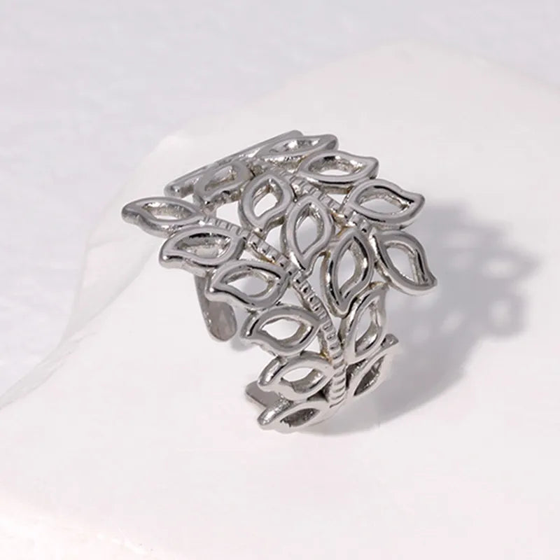 Anillo de acero inoxidable 304 con baño de oro 18K - imagen 4