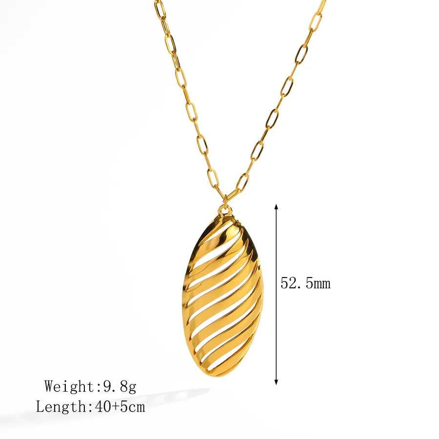 Collar de acero 304 con baño de oro 14K y diseño de flor y mariposa - imagen 6