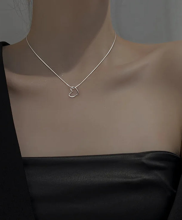 Collar con dije de corazón en plata esterlina 925 para mujer