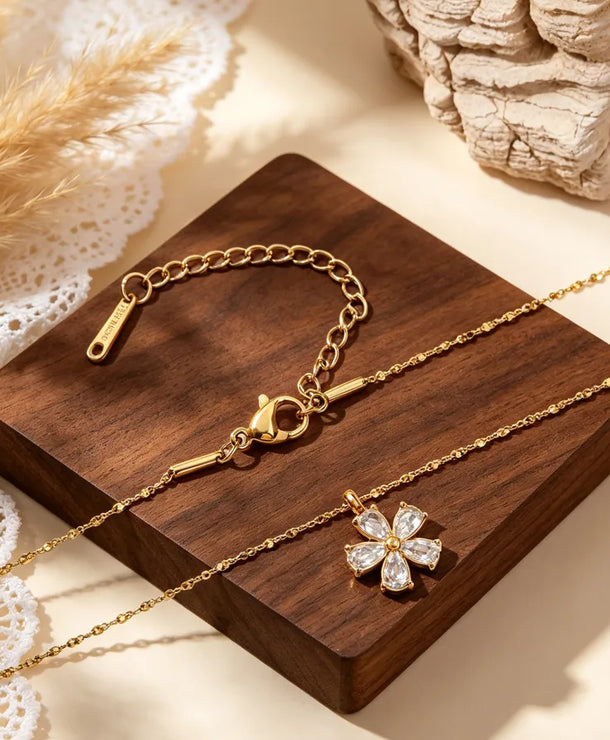 Collar de acero 304 con baño de oro 18K y diseño floral para mujer - imagen 2
