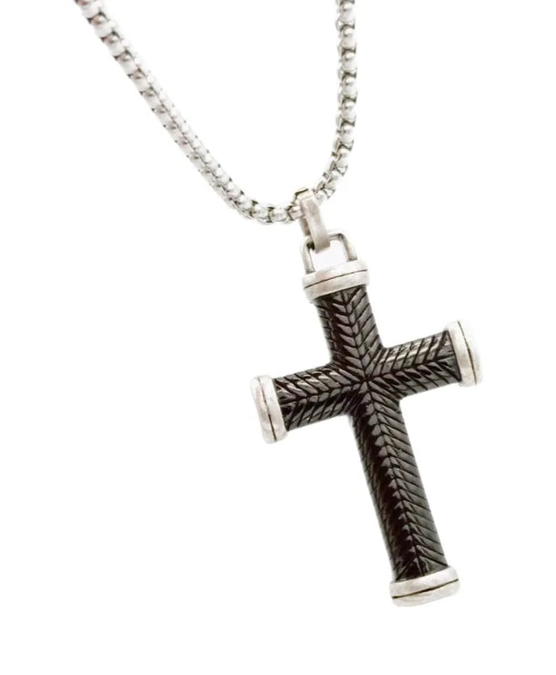 Collar de cruz negra geométrica en acero de titanio - imagen 5