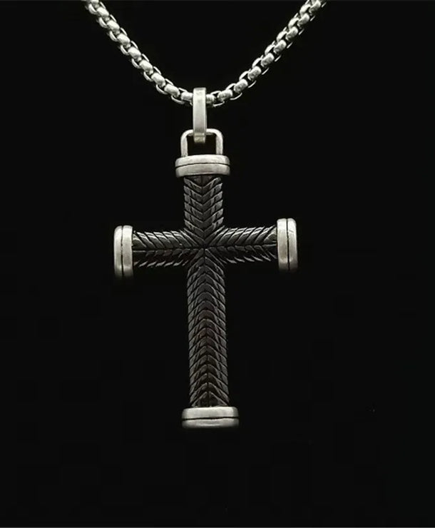 Collar de cruz negra geométrica en acero de titanio - imagen 4