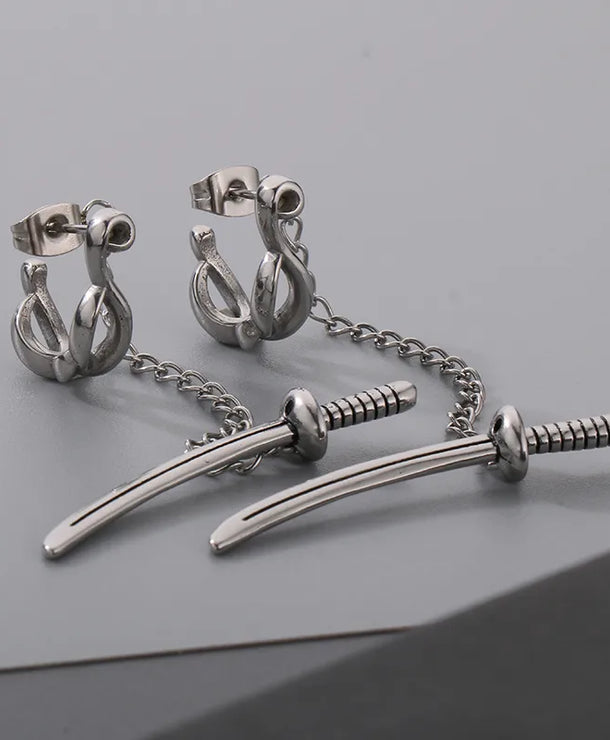 Aretes de acero 304 con dije de calavera e incrustación de circonia - imagen 12