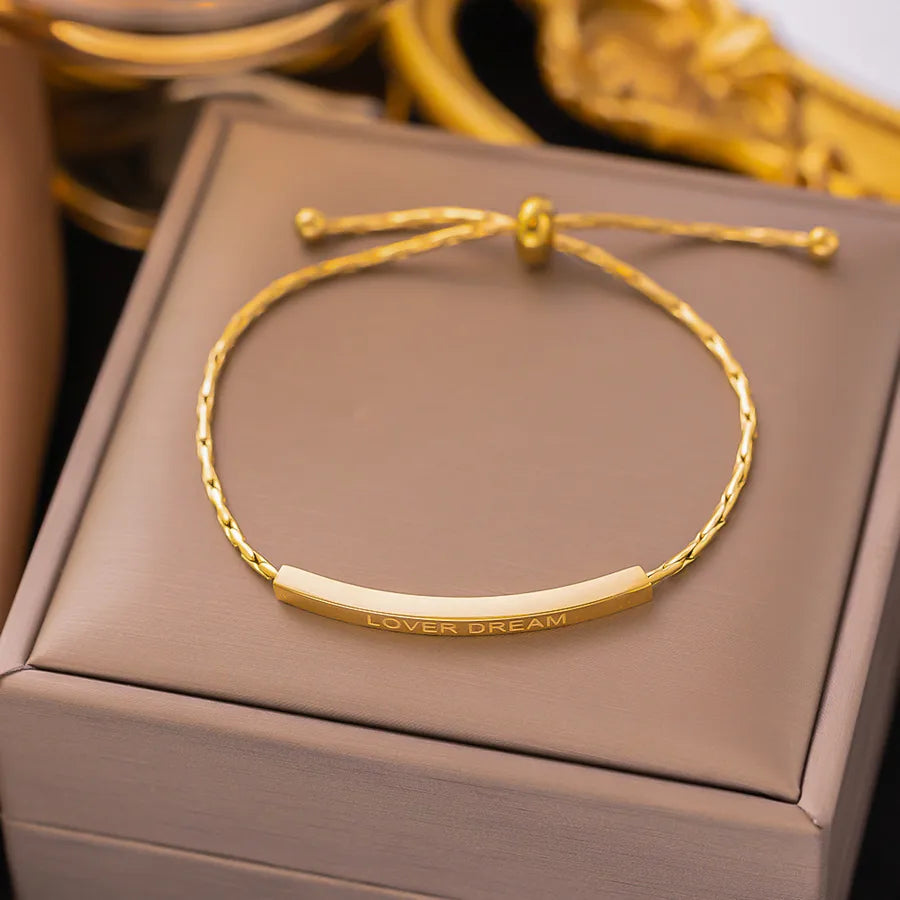 Pulsera de corazones con cadena cubana en acero 304 y baño de oro 18K - imagen 22