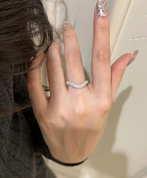 Anillos de plata esterlina 925 con circonias y estilo sencillo