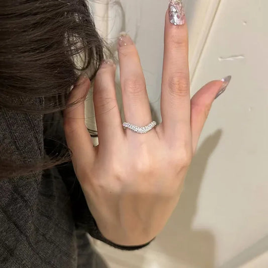 Anillos de plata esterlina 925 con circonias y estilo sencillo
