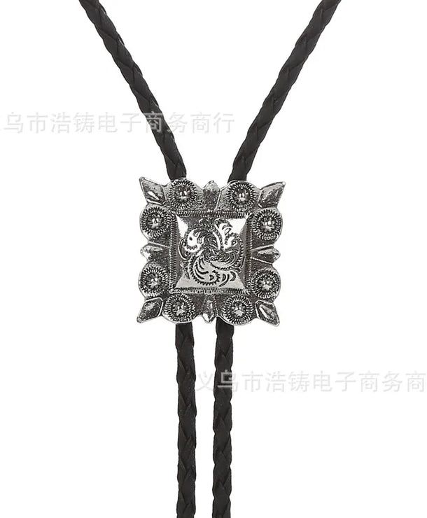 Corbata bolo de aleación con cordón de piel y dijes de estrella y calavera - imagen 52