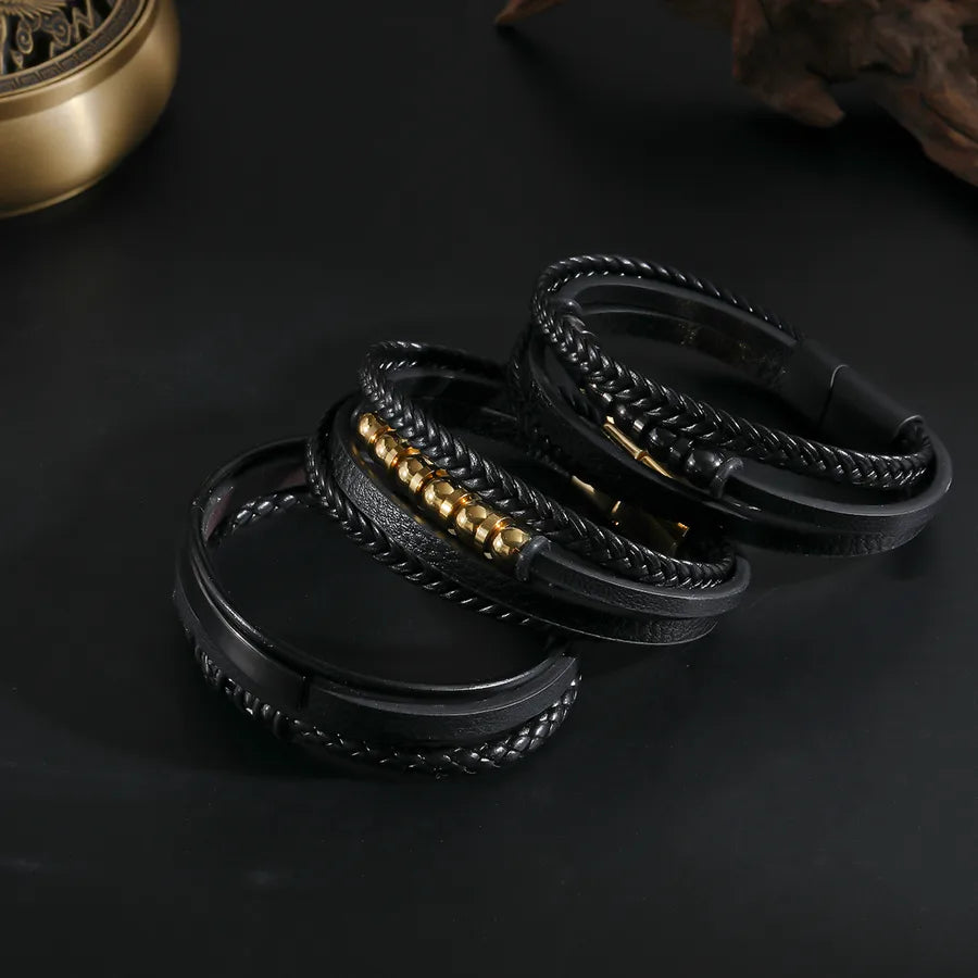 Brazalete geométrico para hombre en acero 201 con baño dorado - imagen 2